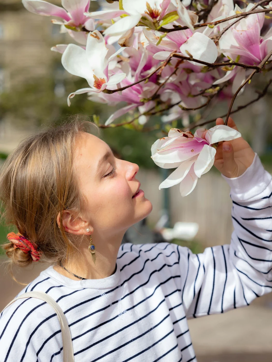 Image 3 d'un shooting de deux amies à République à Strasbourg du photographe Nathan Maurer.